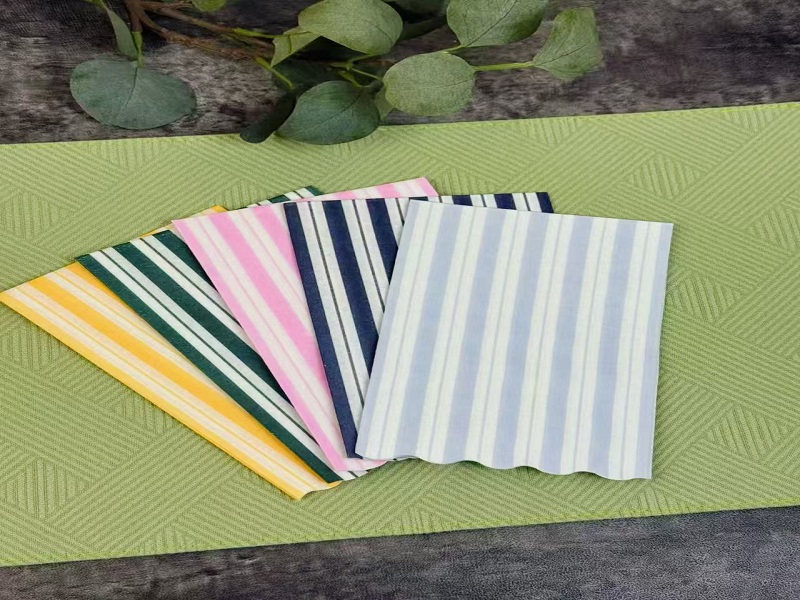 Ako si vybrať vysokokvalitné vysekávané obrúsky: materiál, hrúbka a tipy na dizajn?